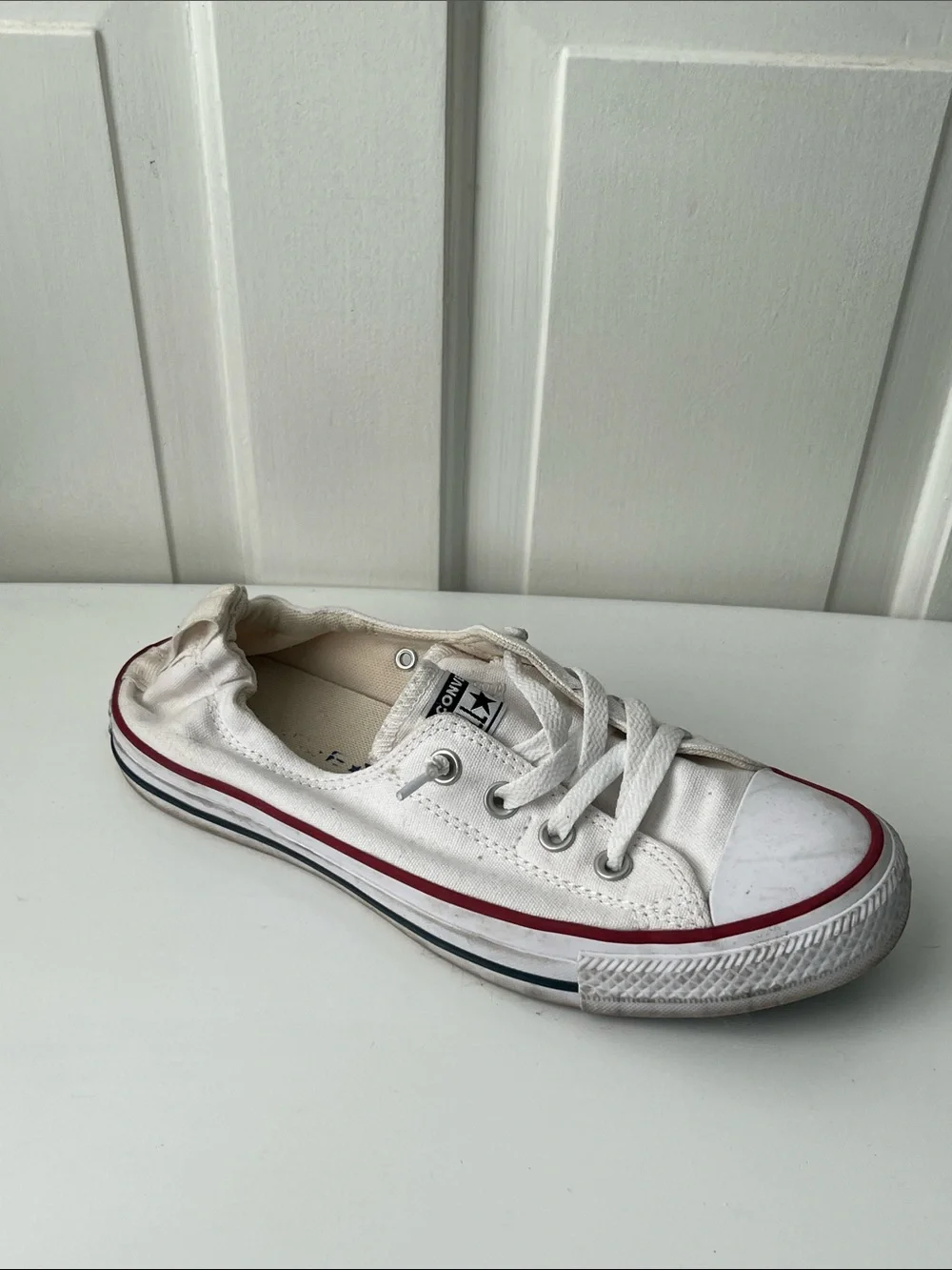 Converse Worn White Canvas Sneakers with Red Trim 9.5 Women’s - Picture 4 of 8